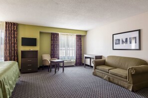 Suite, 1 King Bed, Non Smoking