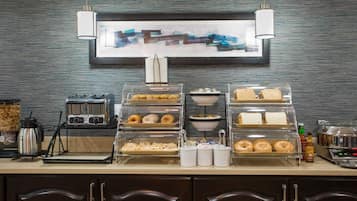 Desayuno buffet incluido todos los días