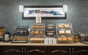 Free daily buffet breakfast