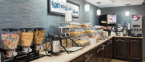 Free daily buffet breakfast