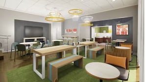 Breakfast area - Spark by Hilton Milford Boston (Milford)