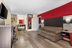 Suite, 1 King Bed with Sofa bed, Non Smoking | In-room safe, desk, iron/ironing board, free WiFi