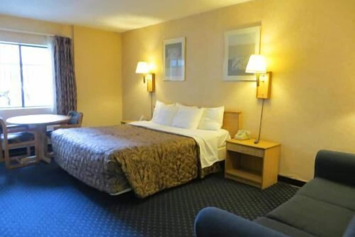 Couette en duvet d'oie, surmatelas, bureau