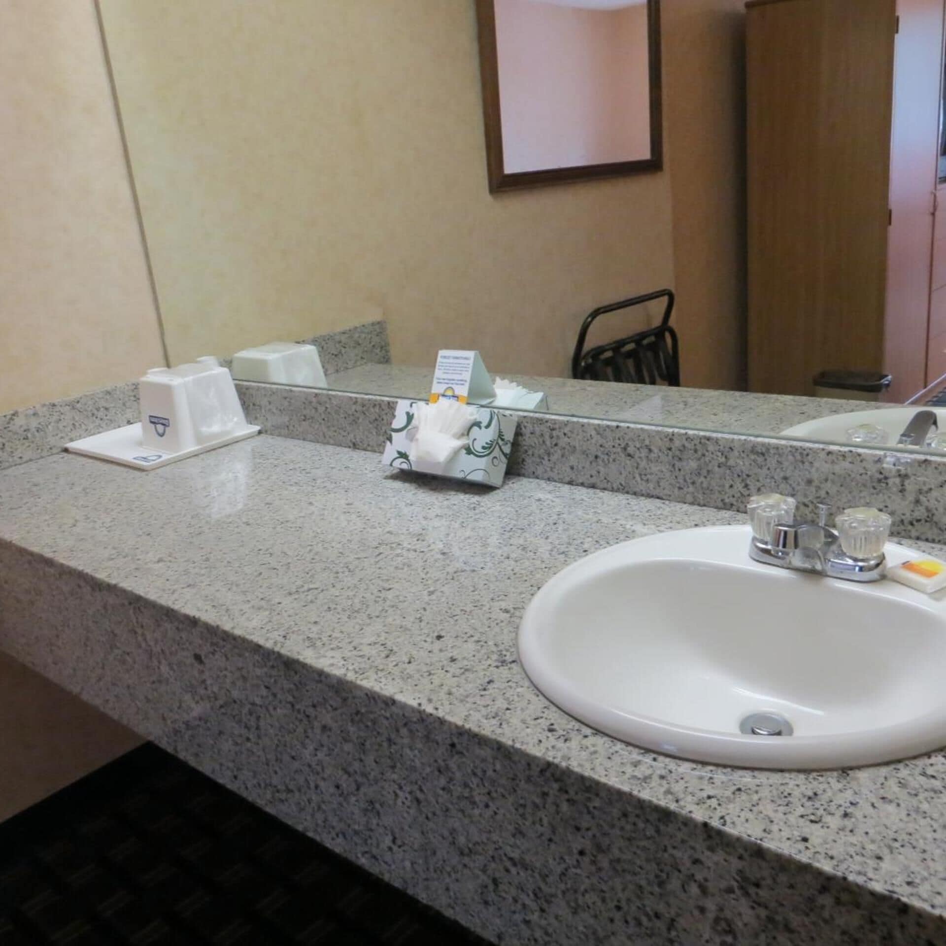 Foto - Days Inn by Wyndham Anaheim West