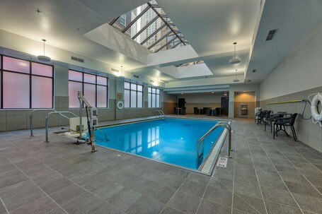 Hampton Inn Suites Chicago Downtown - Image 17