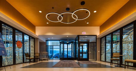 Hampton Inn Suites Chicago Downtown - Image 35