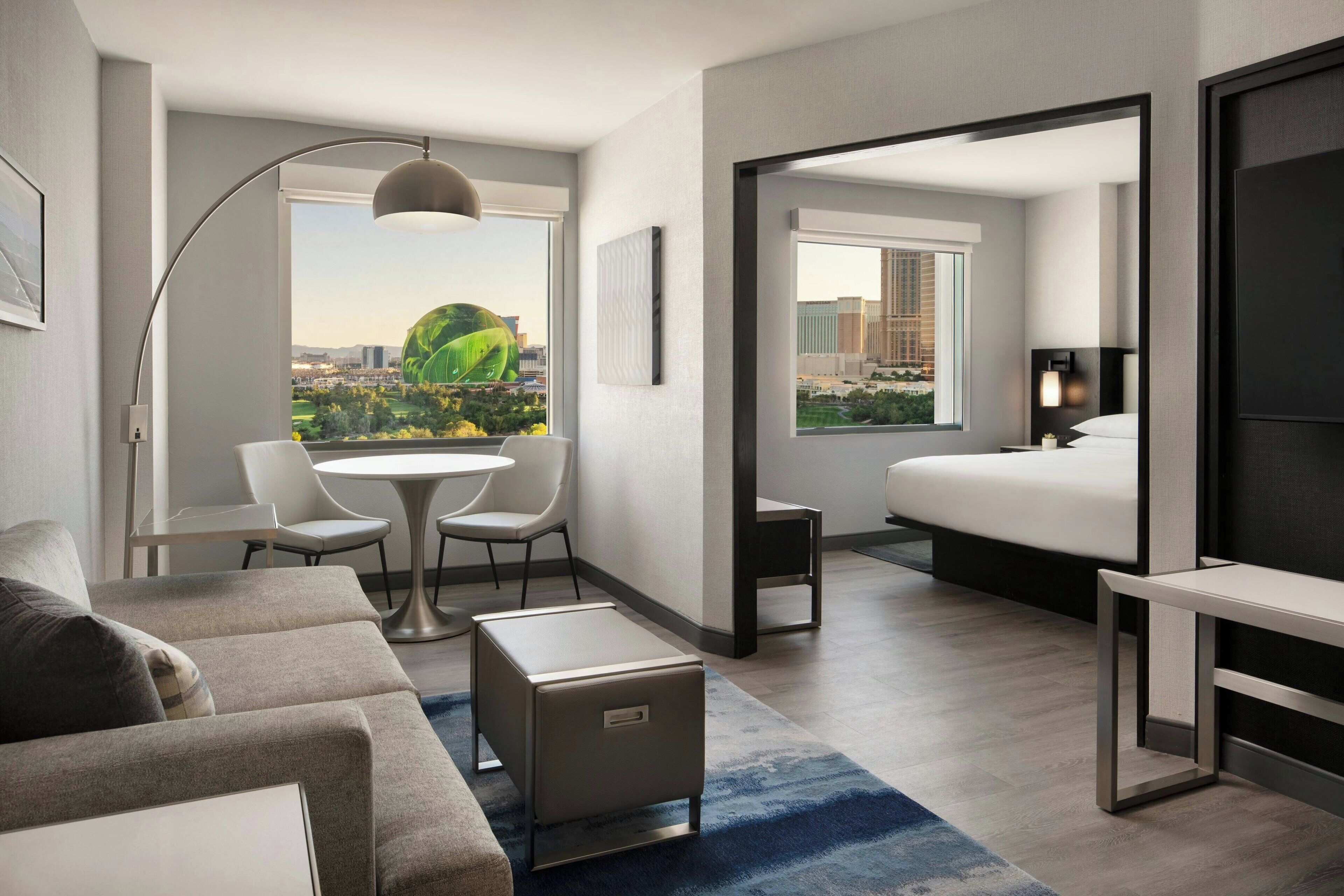 Suite, 1 King Bed with Sofa bed | Pillowtop beds, in-room safe, desk, laptop workspace