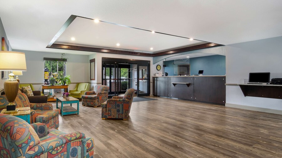 SureStay Plus Hotel by Best Western Tarboro