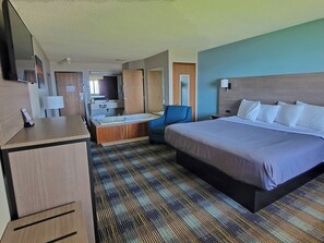 Standard Room, 1 King Bed, Hot Tub, Lake View - AmericInn by Wyndham Saint Ignace Lakefront (St Ignace)