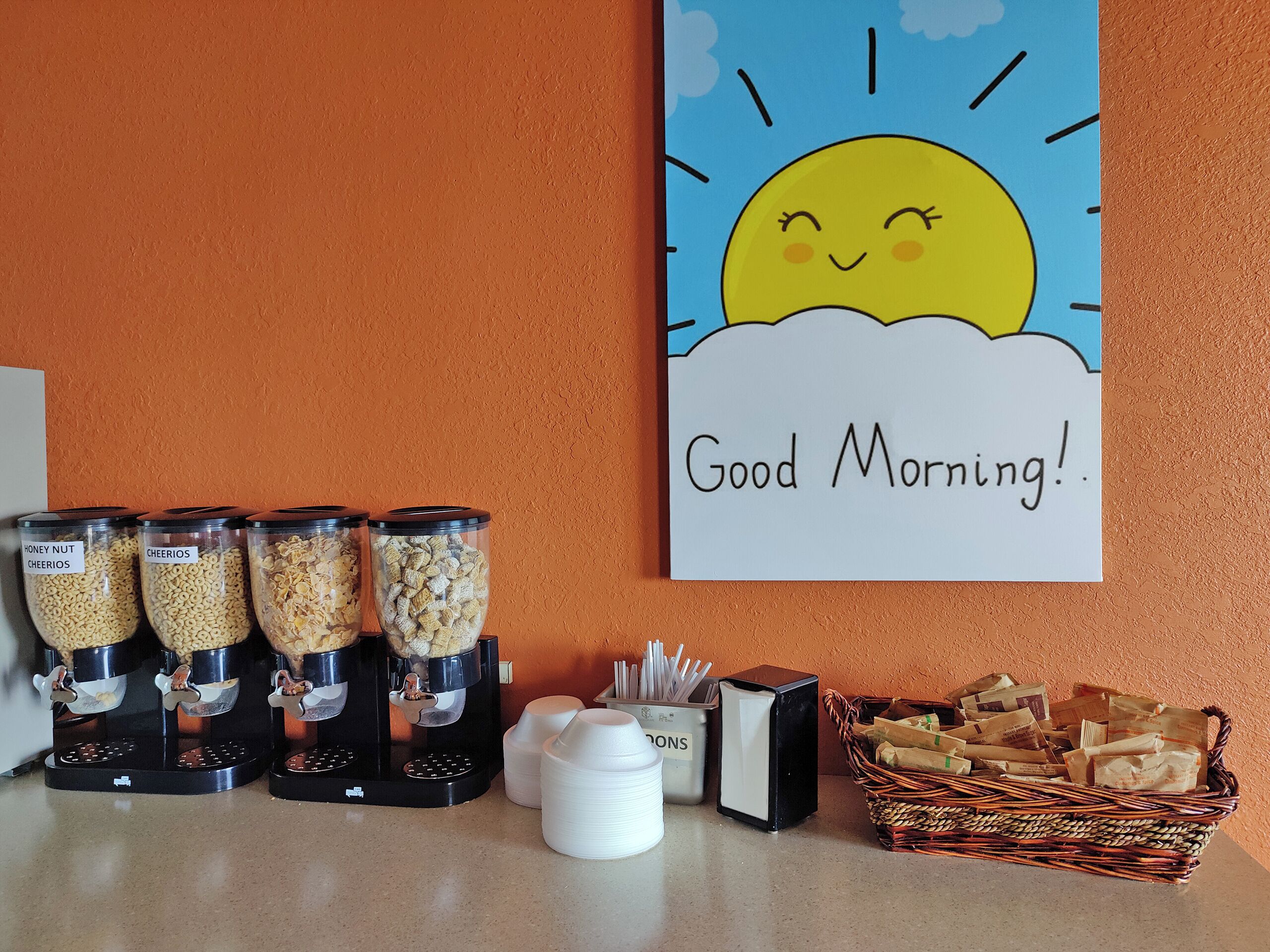 free daily continental breakfast