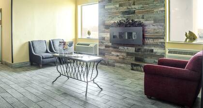 Super 8 by Wyndham Indianapolis South