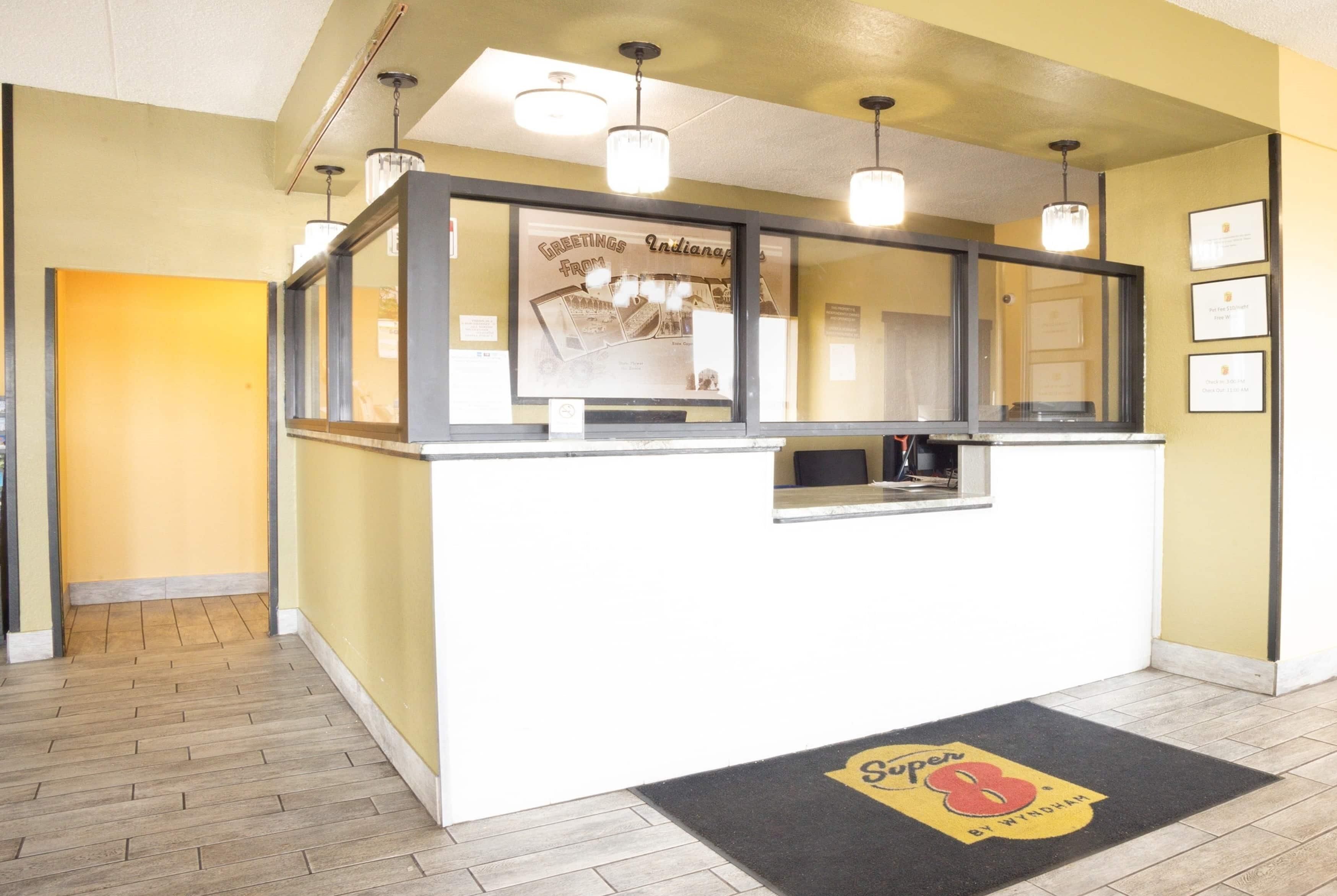 Foto - Super 8 by Wyndham Indianapolis South