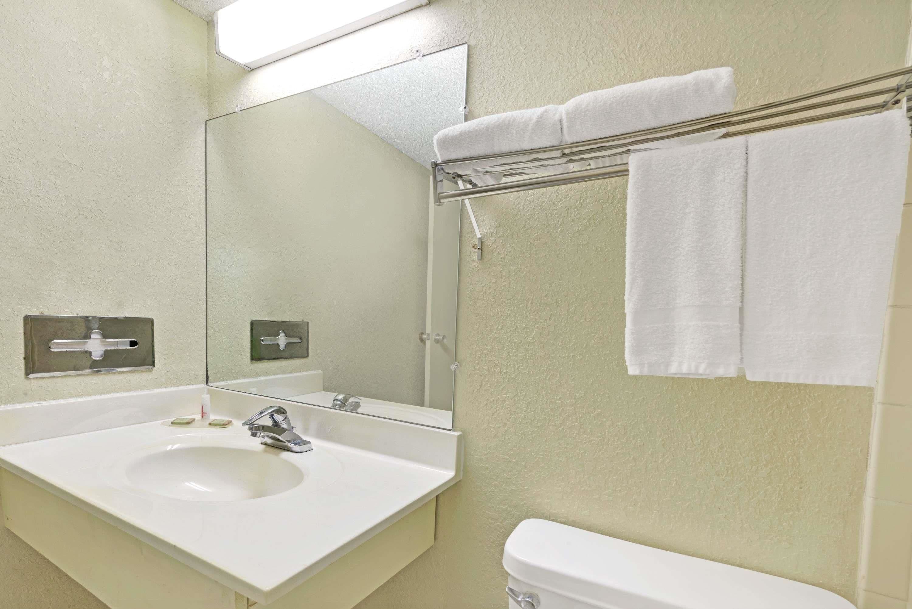 Foto - Super 8 by Wyndham Indianapolis South