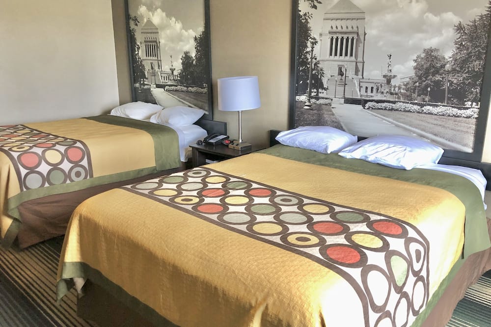 Super 8 by Wyndham Indianapolis South