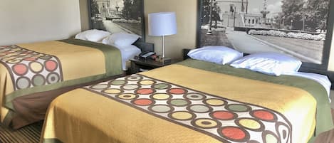 Standardzimmer, 2 Queen-Betten | Schreibtisch, Verdunkelungsvorhänge, Bügeleisen/Bügelbrett