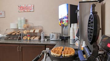 Free daily continental breakfast
