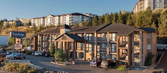 Travelodge by Wyndham Kamloops Mountview