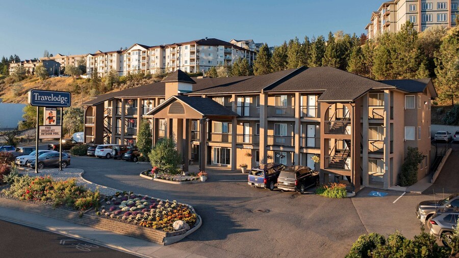 Travelodge by Wyndham Kamloops Mountview