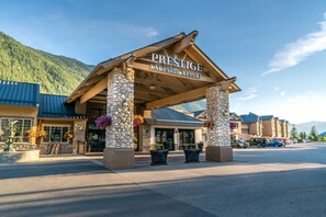 Exterior - Prestige Lakeside Resort, WorldHotels Elite (Nelson)