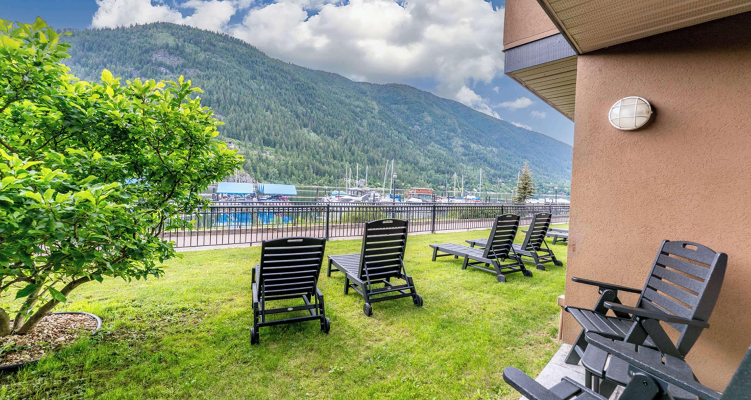 1 bedroom, in-room safe, iron/ironing board, cots/infant beds