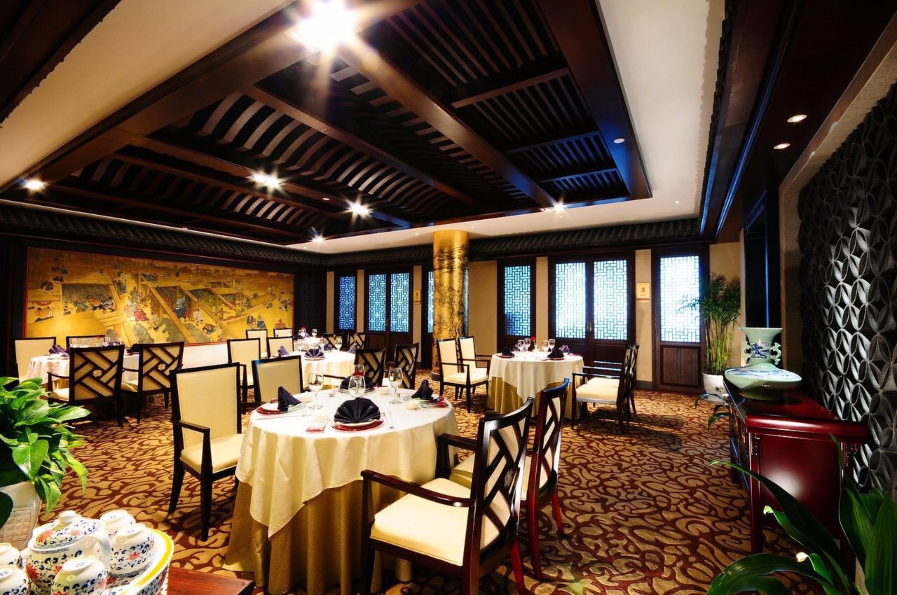 3 ห้องอาหาร, บริการอาหารเช้า