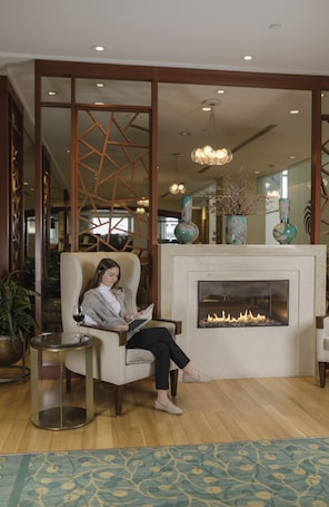 Lobby sitting area. Seaport Hotel Boston