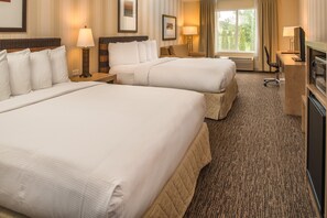 Premium bedding, in-room safe, desk, laptop workspace