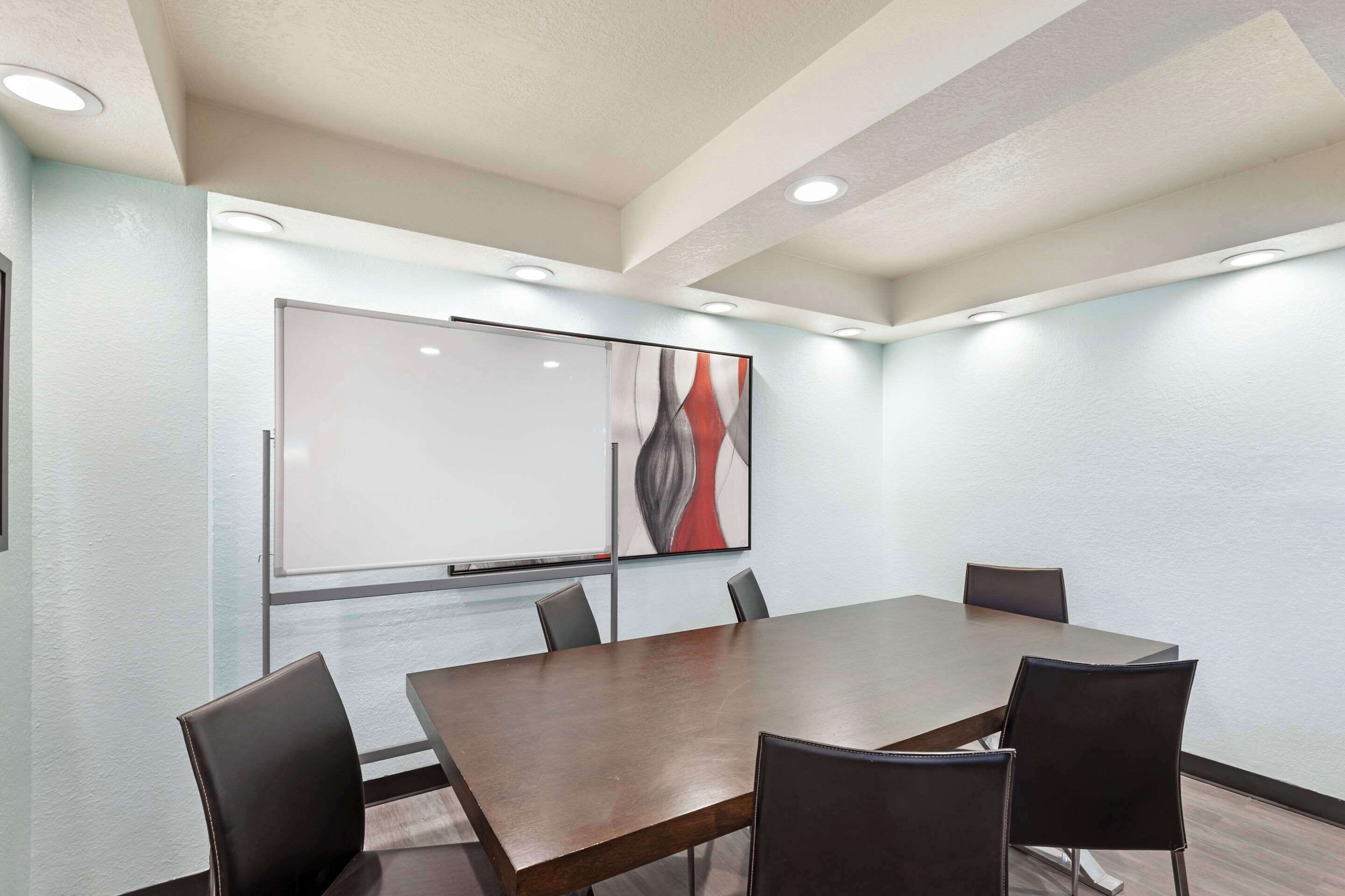 suite, 1 king bed, non smoking | in-room safe, desk, soundproofing, iron/ironing board