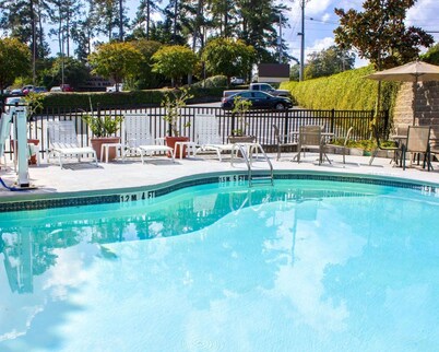 Sleep Inn & Suites Columbus - State University Area