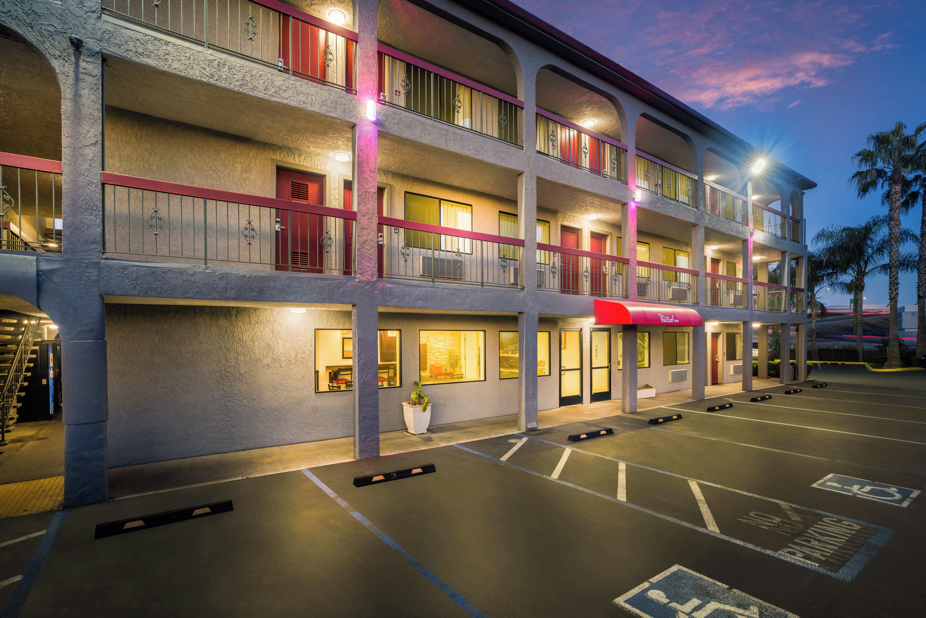 Photo - Red Roof Inn Stockton