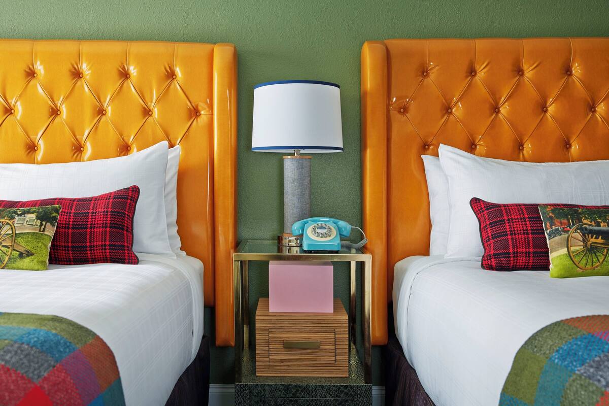 premium bedding, in-room safe, desk, laptop workspace