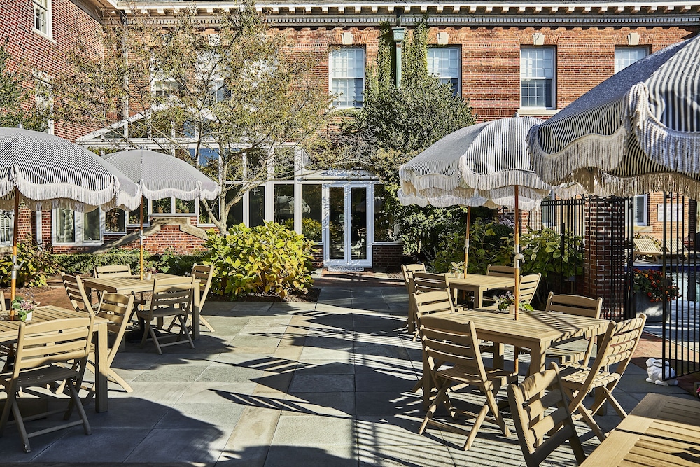 The Vanderbilt, Auberge Resorts Collection by null