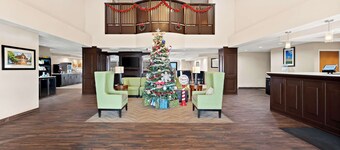 Comfort Inn & Suites Decatur - Forsyth