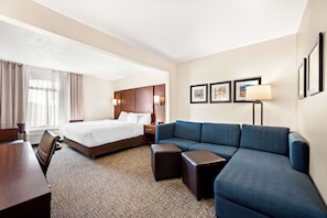 Down comforters, in-room safe, desk, laptop workspace