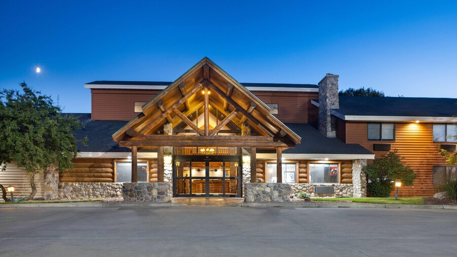 AmericInn by Wyndham Chamberlain - Conference Center