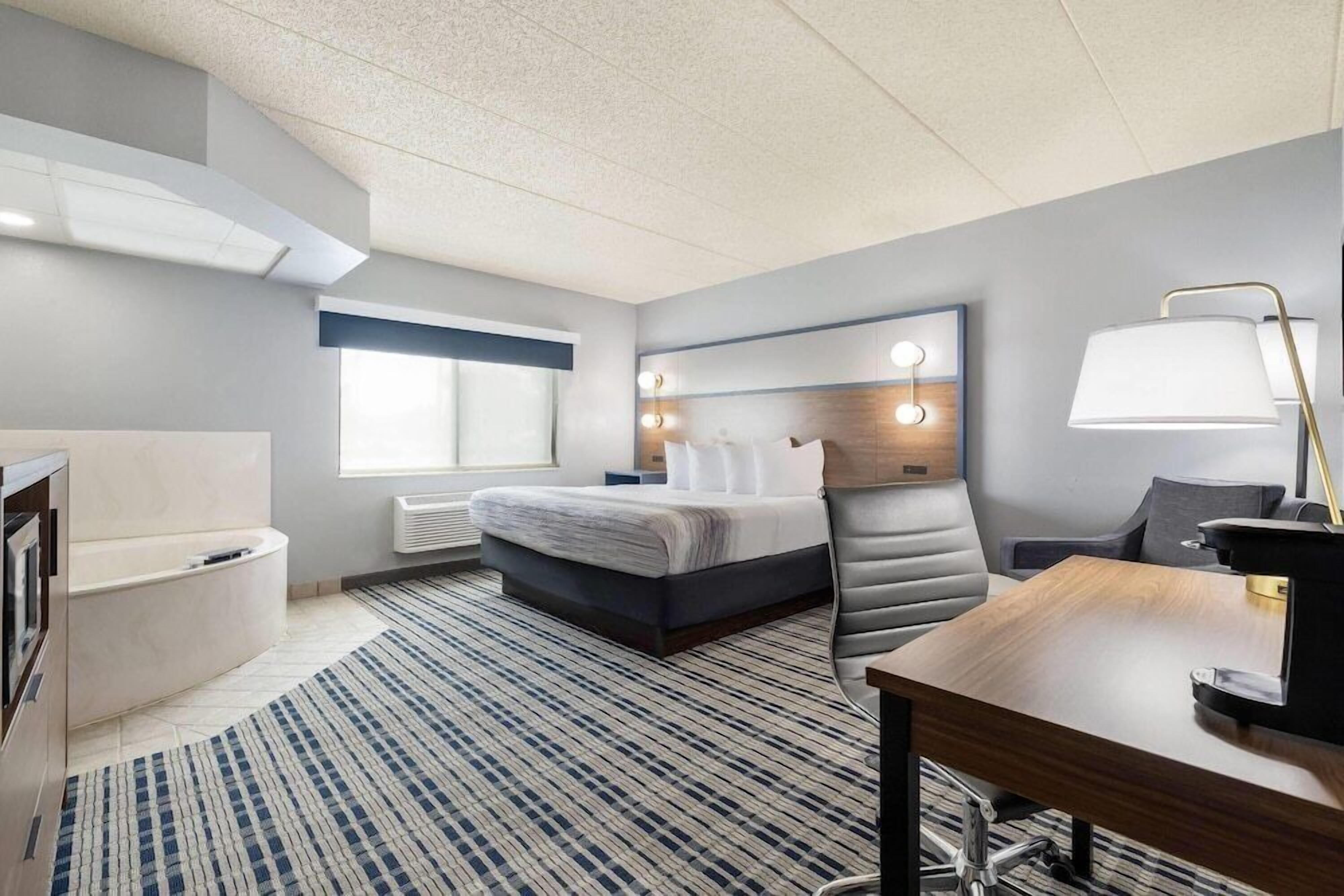 Desk, iron/ironing board, free WiFi, bed sheets