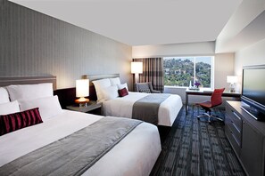 Premium bedding, pillow-top beds, minibar, in-room safe