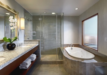 Shower, free toiletries, hair dryer, bathrobes at Loews Hollywood Hotel