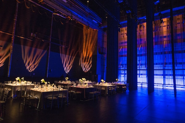 Meeting facility