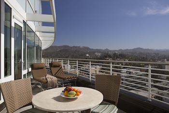 Suite, 1 King Bed (Producer