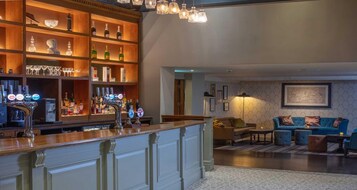 Breakfast, lunch and dinner served