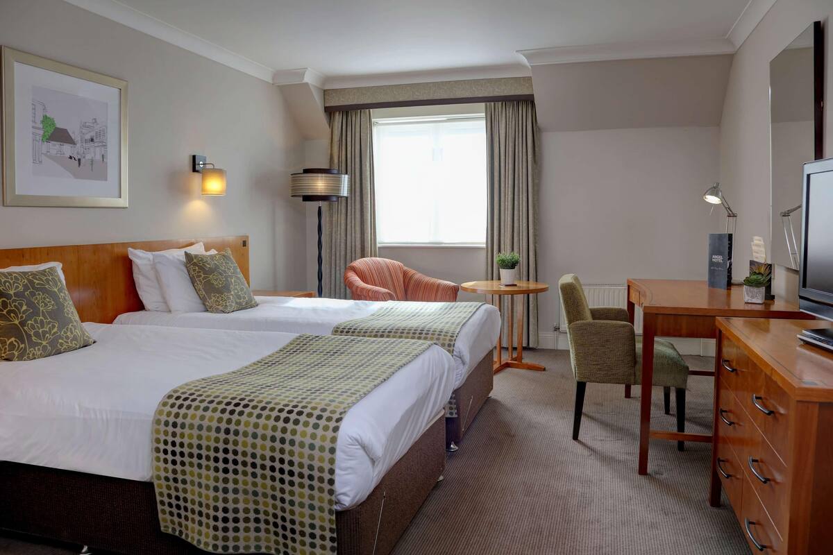 In-room safe, desk, iron/ironing board, WiFi (free)
