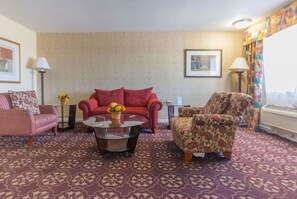 Deluxe Studio Suite, 1 King Bed, Non Smoking | Desk, iron/ironing board, free cribs/infant beds, free WiFi