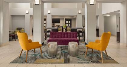 La Quinta Inn & Suites by Wyndham Fairfield - Napa Valley