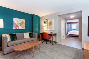 Suite, 1 Bedroom, Balcony, Oceanfront - Holiday Inn & Suites Daytona Beach on the Ocean by IHG (Daytona Beach)