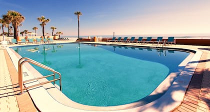 Holiday Inn & Suites Daytona Beach on the Ocean by IHG