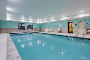 Una piscina cubierta