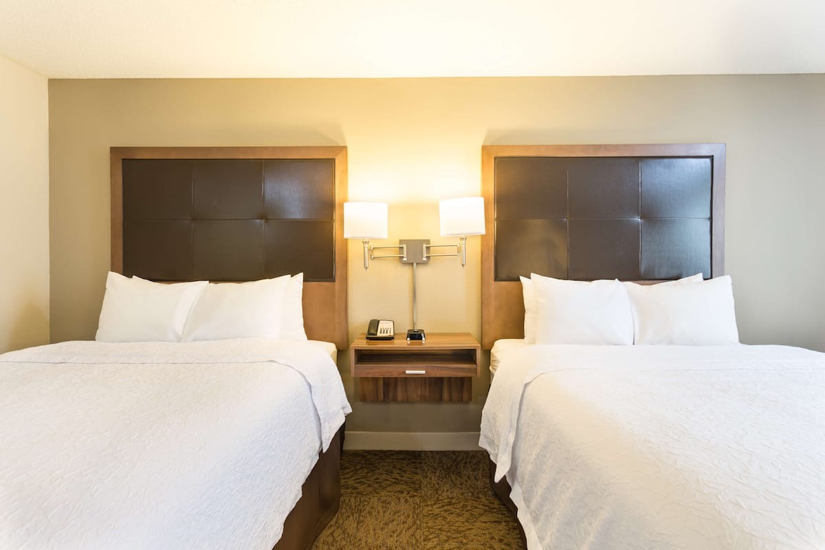 1 bedroom, in-room safe, free WiFi, bed sheets