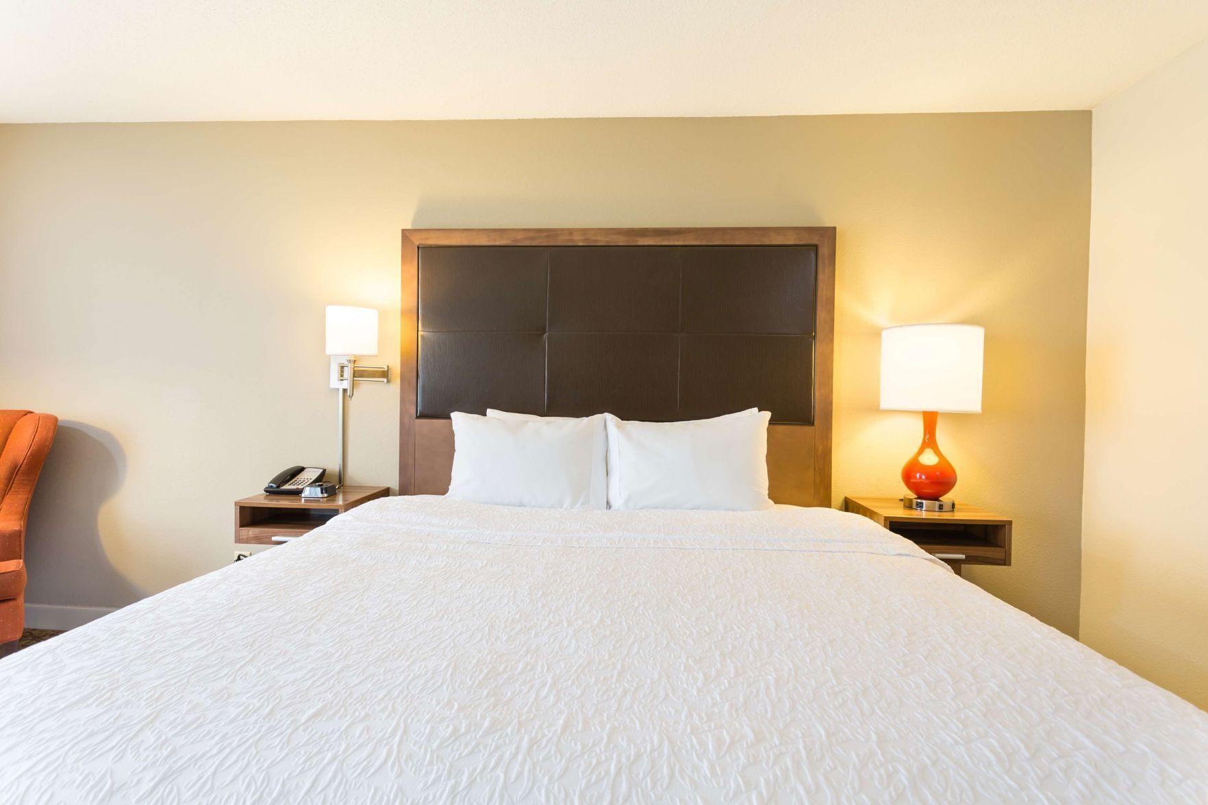 In-room safe, free WiFi, bed sheets