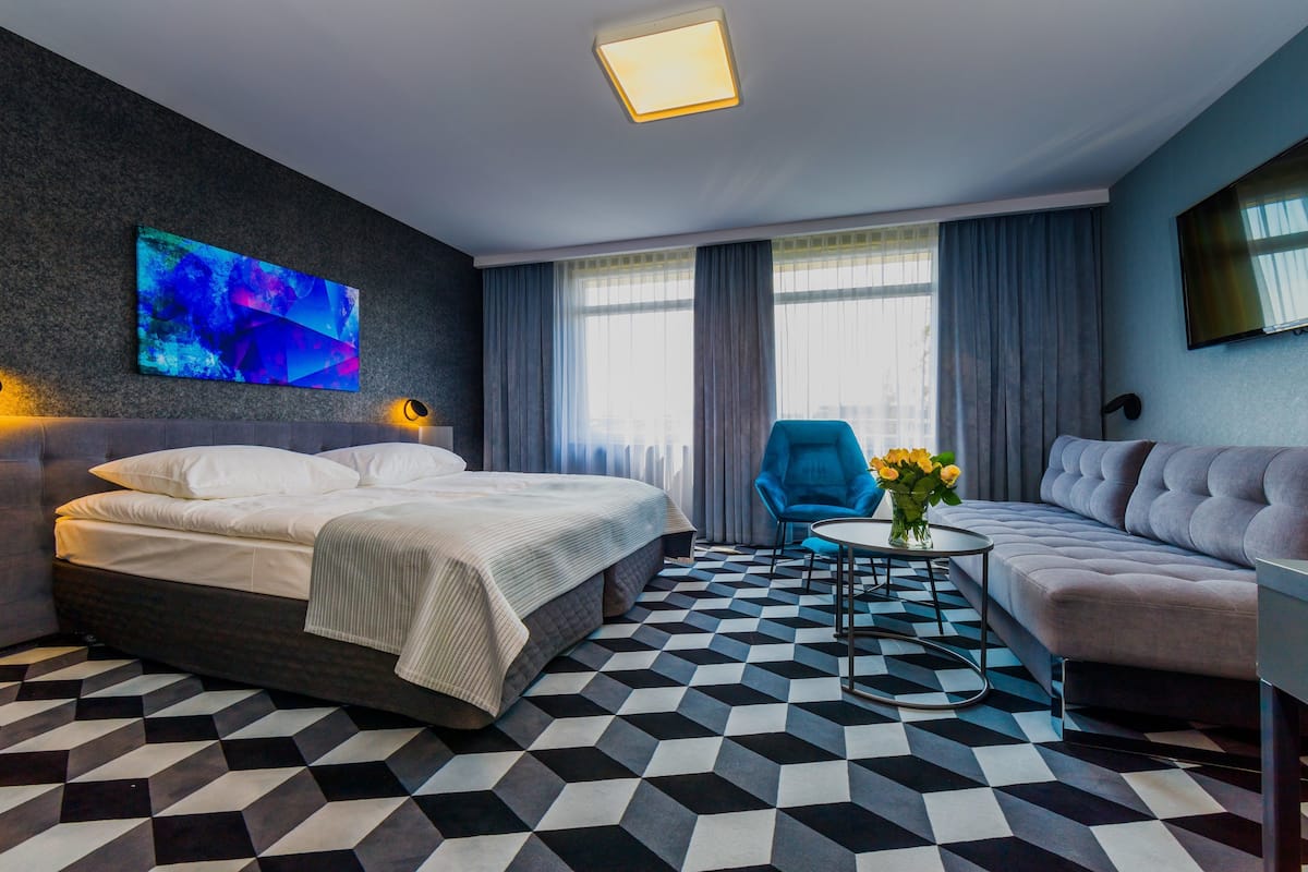 Premium Double or Twin Room (Air Conditioning) | Iron/ironing board, free WiFi, bed sheets